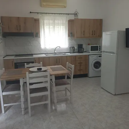Σπίτι διακοπών Maria's Garden House *